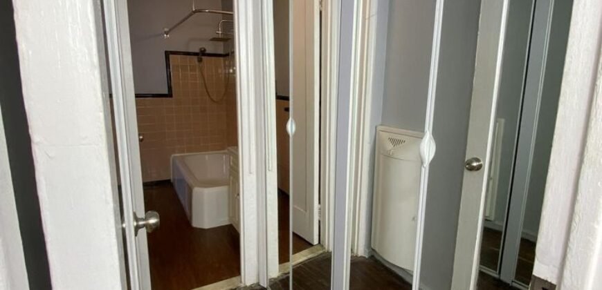 251 Seaman Avenue, Unit 1J, Inwood, Manhattan