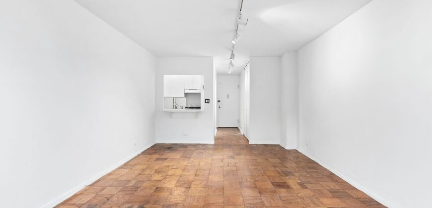 360 West 22nd Street, Unit 3P, Manhattan, NY