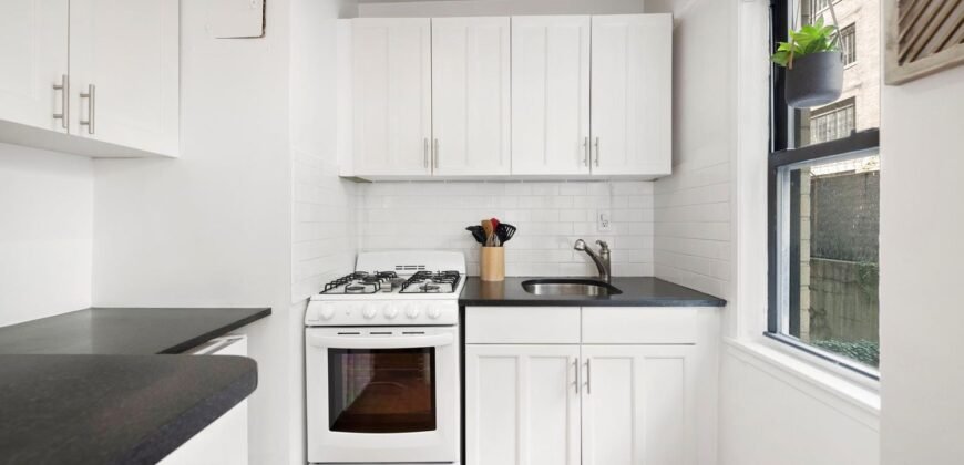 55 East 9th Street, Unit 1P, Manhattan, NY