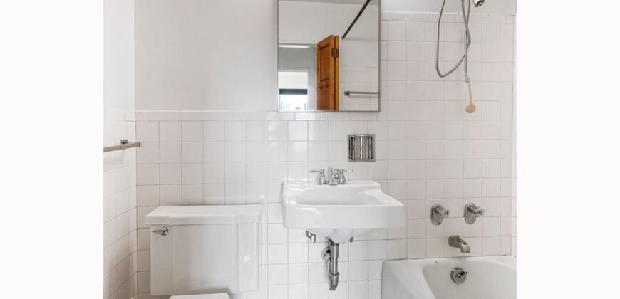 142 West End Avenue, Unit 17T, Upper West Side, Manhattan, NY 10023