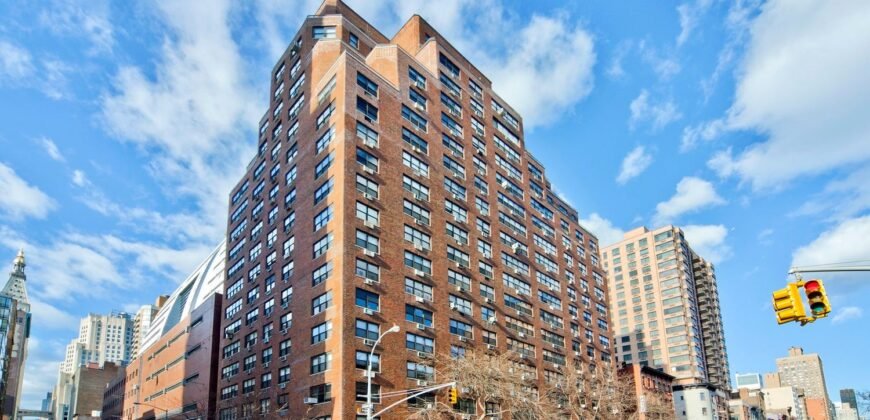 330 3rd Avenue, Unit 17K, Manhattan, NY