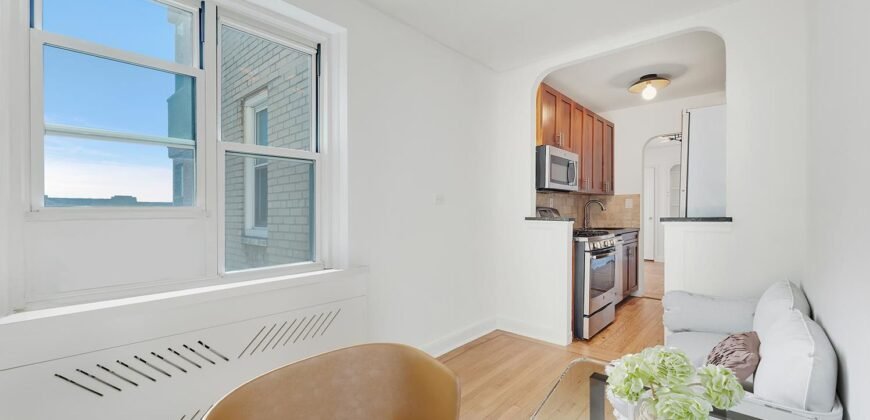 360 Cabrini Boulevard, Unit 7A, Hudson Heights, Manhattan, NY 10040