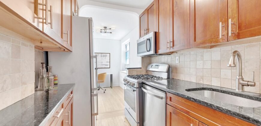 360 Cabrini Boulevard, Unit 7A, Hudson Heights, Manhattan, NY 10040