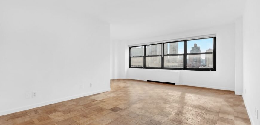 142 West End Avenue, Unit 17S, Upper West Side, Manhattan, NY 10023