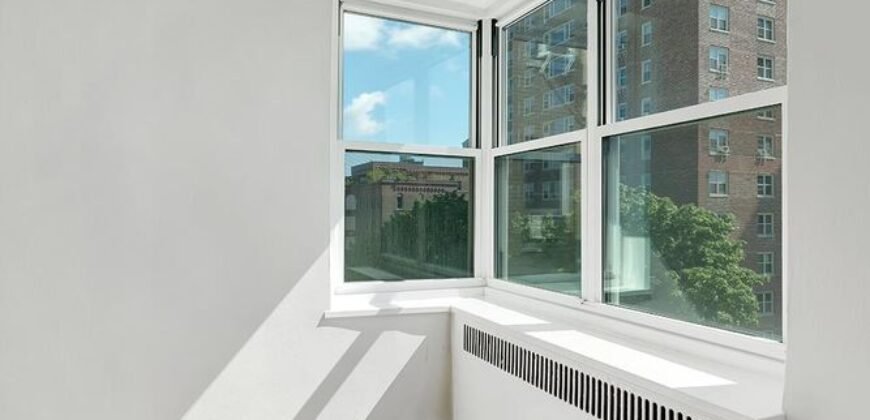 360 Cabrini Boulevard, Unit 7A, Hudson Heights, Manhattan, NY 10040