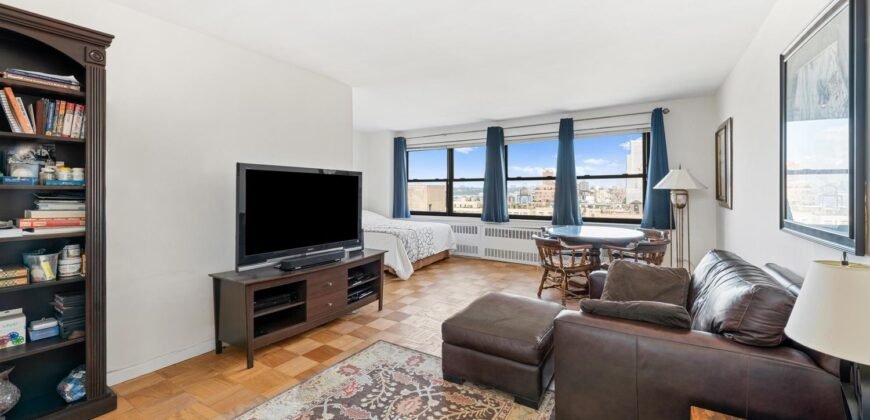 205 West End Avenue, Unit 23R, Upper West Side, Manhattan, NY 10023