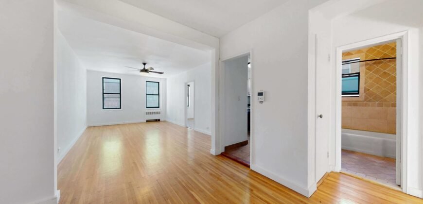 675 Academy Street, Unit 4C, Manhattan, NY