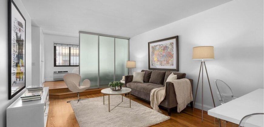 85 8th Avenue, Unit 1J, Chelsea, Manhattan, NY 10011