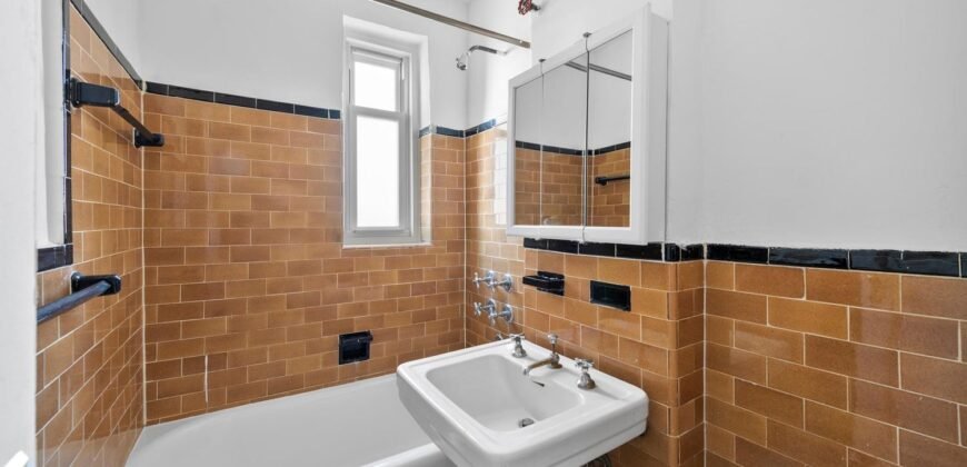 233 West 99th Street, Unit 19A, Manhattan, NY