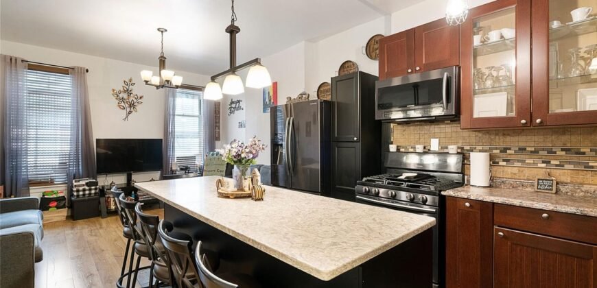 131 Norfolk Street, Unit 2B, Lower East Side, Manhattan, NY 10002