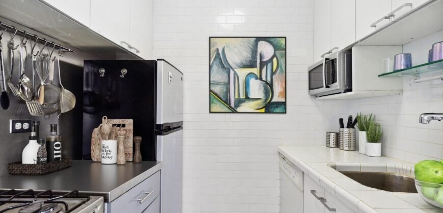 230 East 79th Street, Unit 19D, Upper East Side, Manhattan, NY 10075