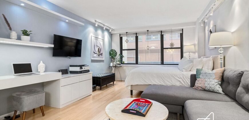 7 East 14th Street, Unit 303, Flatiron, Manhattan, NY 10003