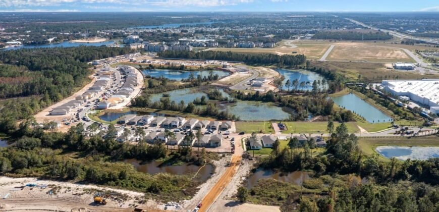 17147 Cagan Crossings Blvd, Clermont, FL 34714, USA