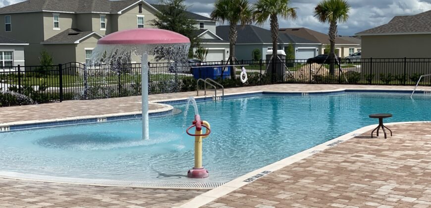 512 Meadow Bend Dr, Davenport, FL 33837, USA