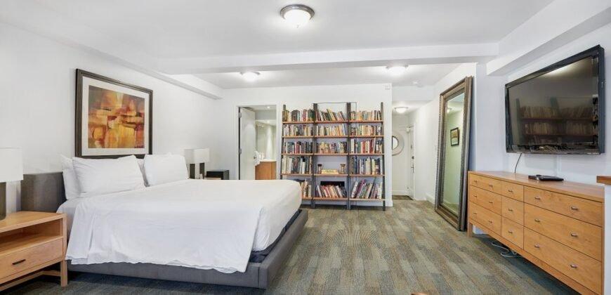 111 East 56th Street, Unit 215, Manhattan, NY