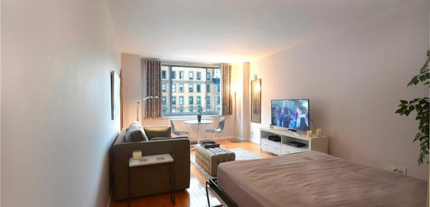 2025 Broadway, Unit 7G, Manhattan, NY