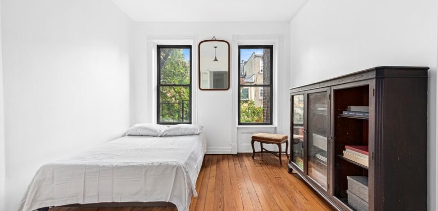 325 West 21st Street, Unit 11, Chelsea, Manhattan, NY 10011