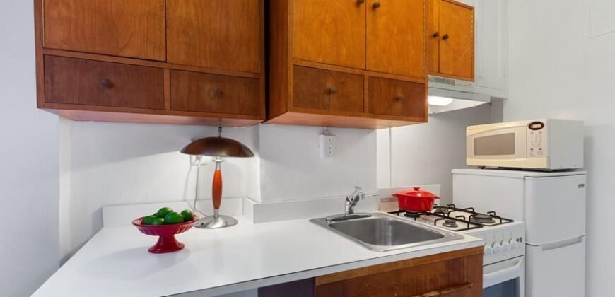 321 East 54th Street, Unit 8G, Manhattan, NY