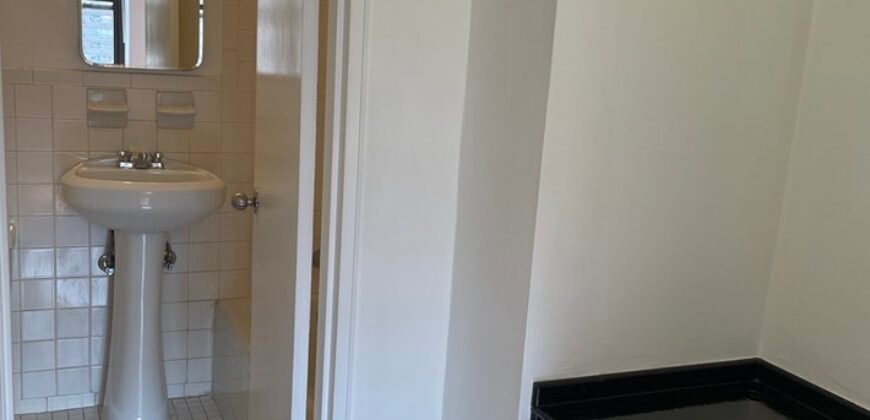 165 West End Avenue, Unit 22G, Manhattan, NY