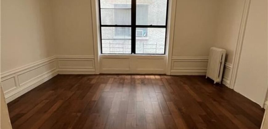 664 West 161st Street, Unit 4G, Washington Heights, Manhattan, NY 10032